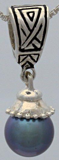 19174-Celtic KNot Bead with Black Pearl Dangle